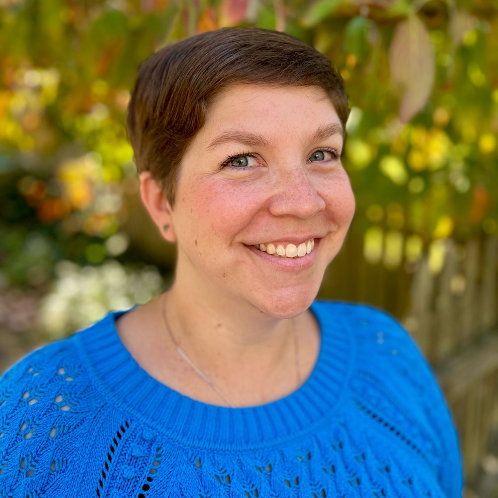Meet your Posher, Alexis